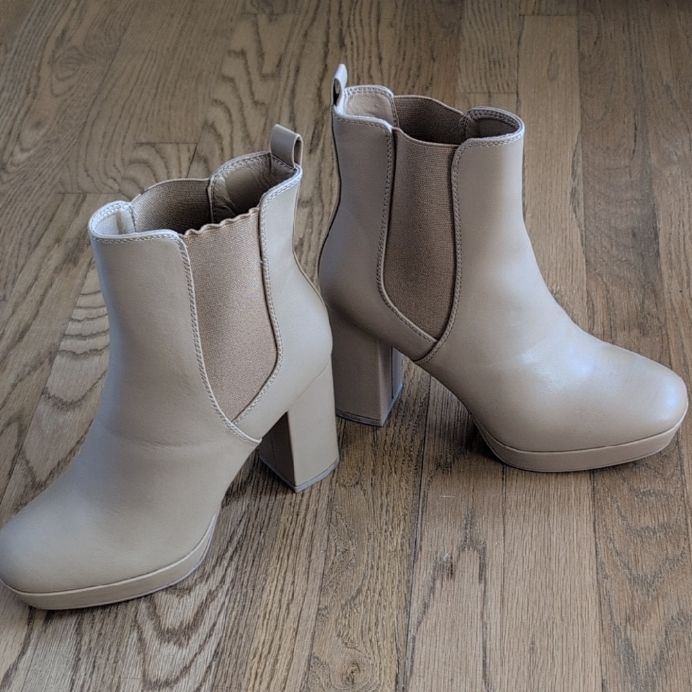 Women's Beige Ankle Boots